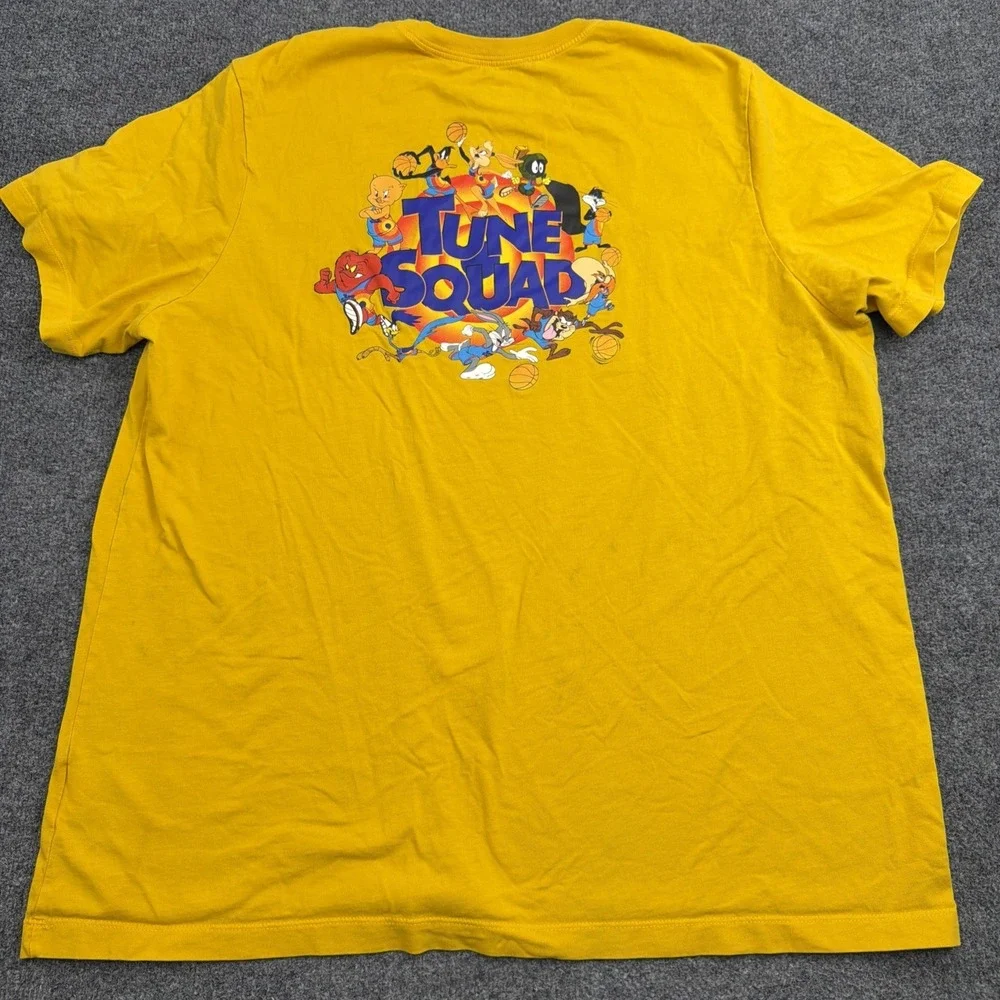 The Nike Tee Space Jam Mens yellow Graphic shirt size XXL Bugs Bunny Loony Toons
